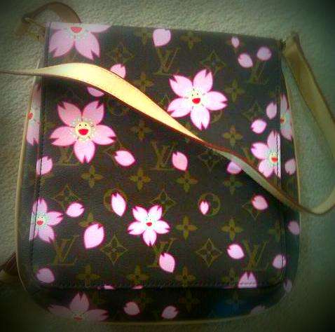 Vintage Louis Vuitton Messenger Bag / Pre-Loved Bargain !