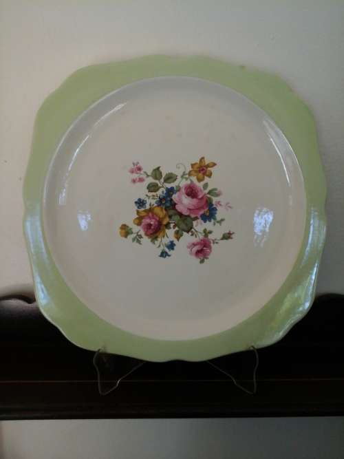 BEAUTIFUL CAKE PLATE  LORD NELSON WARE STAFFORDSHIRE ENGLAND