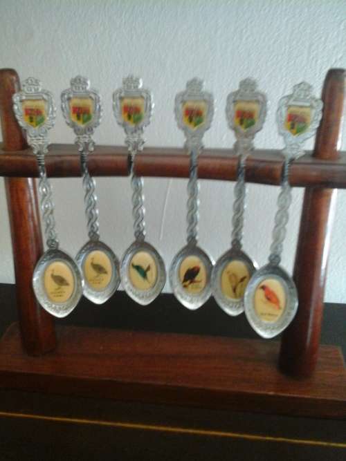 STUNNING SMALL COLLECTION OF SPOONS WITH BIRDS ON