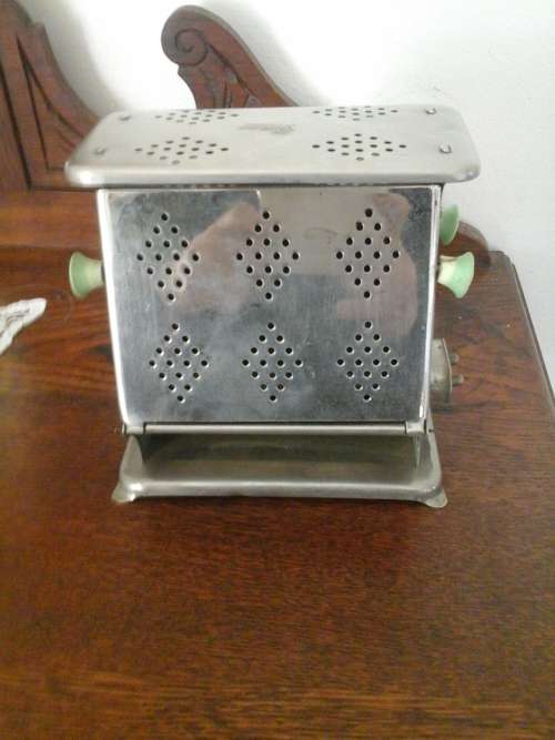 RETRO TOASTER
