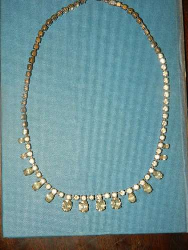 VINTAGE  NECKLACE