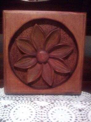 FLOWER CUT OUT OF WOOD