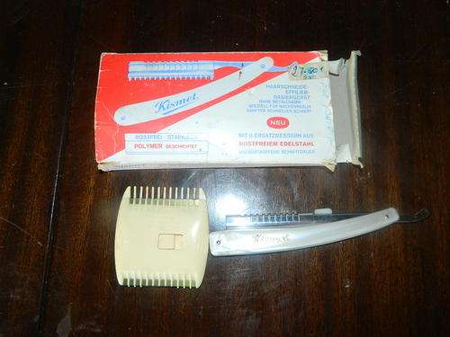 SHAVING KIT