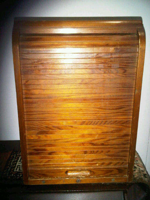 Microscope in Rolltop box