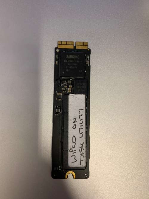 MacBook Air 2015 For Spares With Extra Io Board And Ssd!