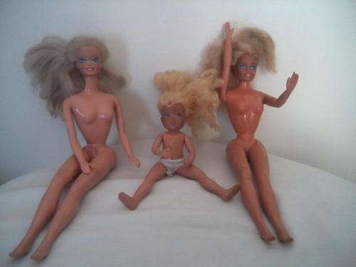 3 OLD BARBIE DOLLS