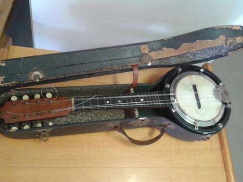 VERY OLD BANJO