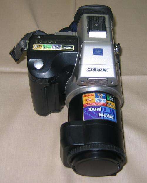 WOW !!!! SONY MVC-FD97 DIGITAL CAMERA