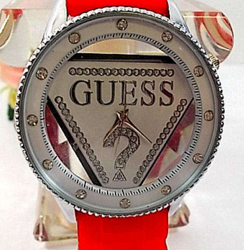 **** HOT FASHION !! LADIES SILICONE STRAP WATCH