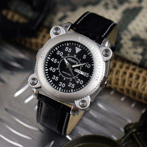 ***New INFANTRY Mens Wrist Watch Date & Day Quartz US Army black leather Strap