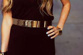LADIES--***THE WOW!!! FACTOR~  METAL PLATE TRENDY DECORATION  WIDE WAIST BELT