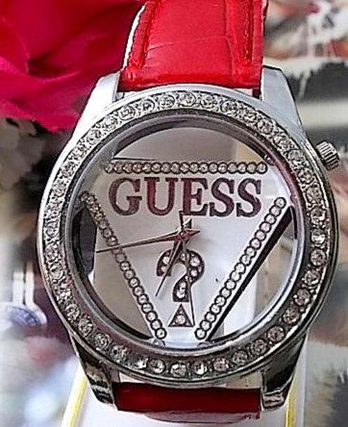 --***LADIES FASHION QUARTZ WATCH** PU LEATHER STRAP