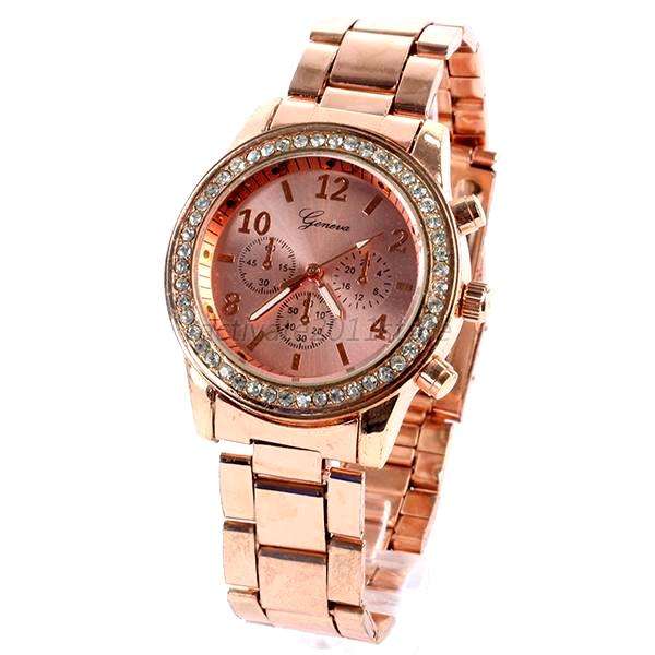 --********LADIES GENEVA ROSE GOLD  DESIGNER STYLE  STAINLESS STEEL QUARTZ WATCH**
