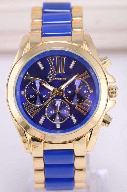 --***LADIES ** DARING BLUE** HOT  FASHION   QUARTZ WATCH** S/S STRAP  BLUE DIAL**