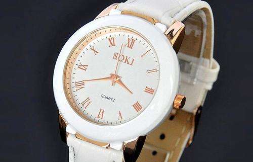 --***Womens Beautiful  Classic Rose gold/ White Quartz Wrist Watch !!