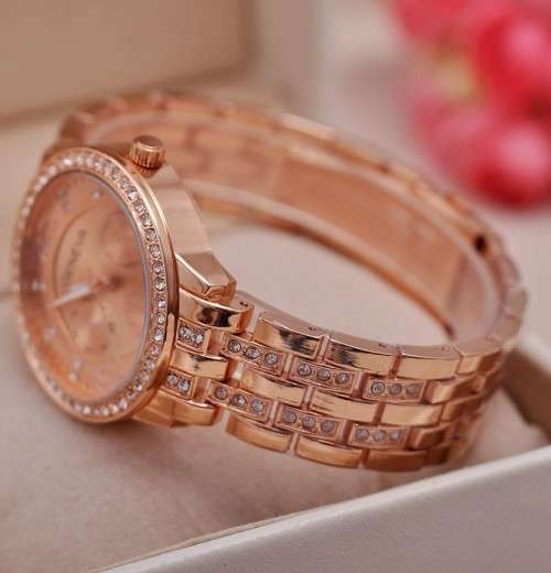 --********LADIES GENEVA FULL BLING DESIGNER STYLE  STAINLESS STEEL QUARTZ WATCH**