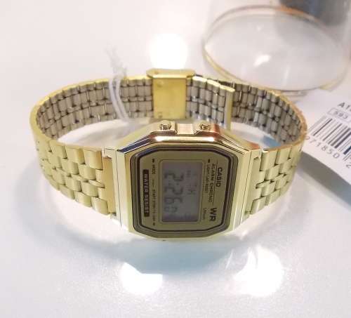 ***AUCTION FINDING ! NEW GOLD COLORED  WATCH *