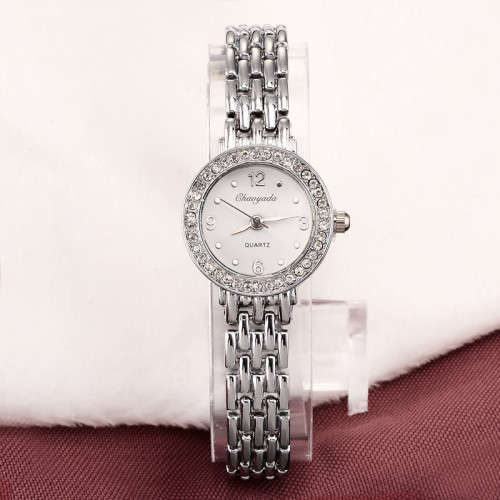 --***LADIES **Elegant New Women SILVER Steel Strap Fashion Quartz Watch