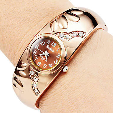 --***LADIES ** HOT FASHION *BRONZE BANGLE **QUARTZ WATCH**