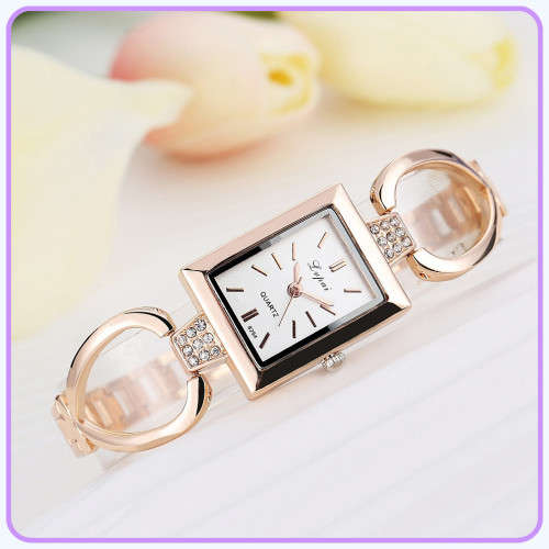 --***LADIES **ELEGANT,BEAUTIFUL and FEMININE** SQUARE DIAL GOLD QUARTZ WATCH**