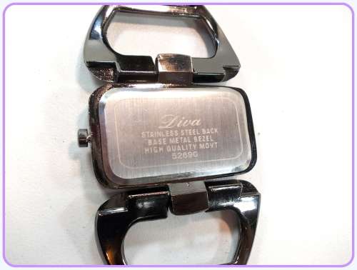 --***LADIES ** HOT FASHION ** DIVA BLACK QUARTZ DRESS WATCH**