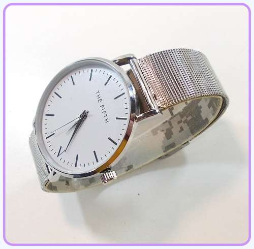 --  2017 -  Luxury Quartz Casual men/ladies quartz-watch stainless steel Mesh strap