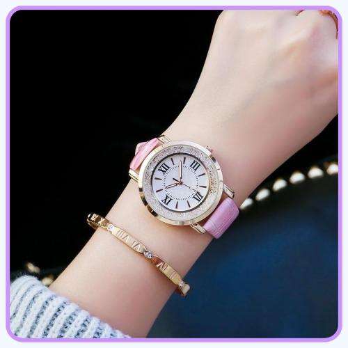 --***LADIES ** LOVELY CRYSTAL ENCRUSTED~ROSE GOLD  QUARTZ  Watch  -