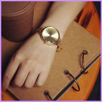 --*****New Elegant Classic Women Quartz Stainless Steel Analog Wrist Watch *