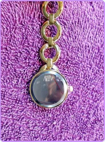 --***6 WATCHES-STOCK CLEARANCE  **