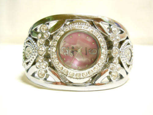 ROSE FACE DIVA GLITTER BRACELET WATCH****ABSOLUTE STUNNING****