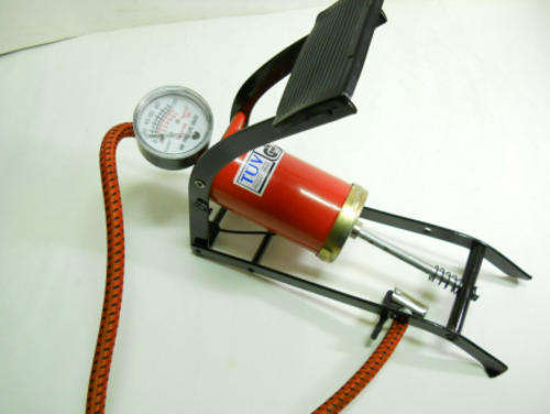 HIGH PRESSURE SINGLE PISTON FOOT PUMP