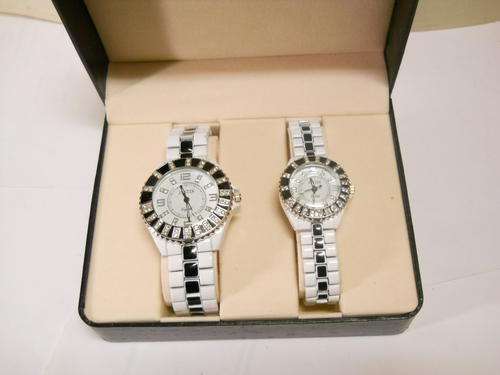--JUSTIN STEEL HIS AND HERS GIFT SET ***FABULOUS  WHITE AND BLACK***HIGH QUALITY!!