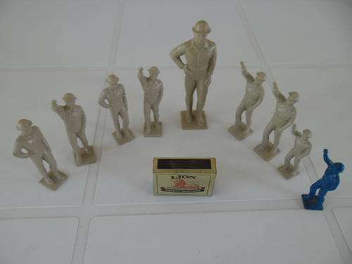 9 model making plastic working men with hard hats figurines