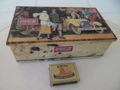 Coca Cola tin
