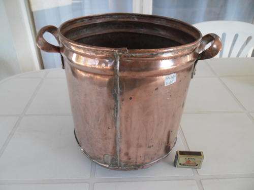 old original large and heavy copper bucket