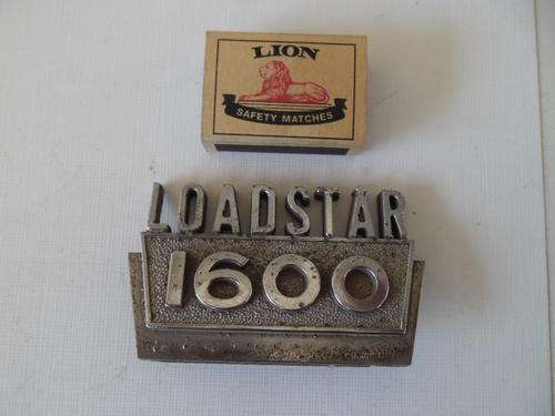 loadstar car badge
