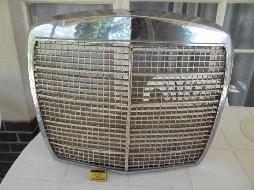 old Mercedes Benz grill size is 650mm x 535mm