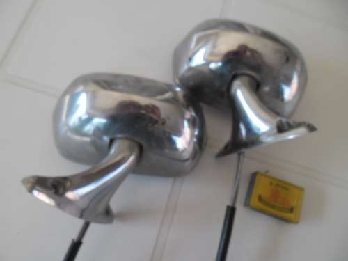 Rare two old car side mirrors left and right one mirrors is loose postage is R70