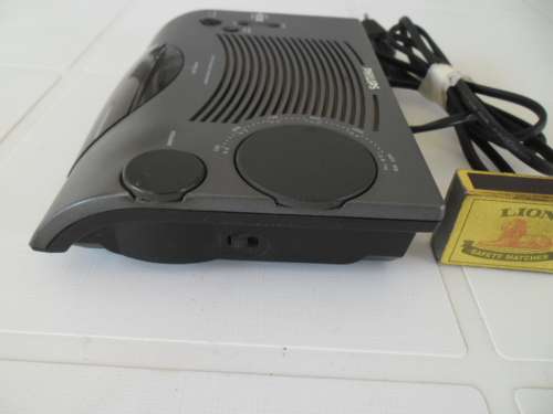 Phillips AJ3015 FM MW repeat alarm clock radio working