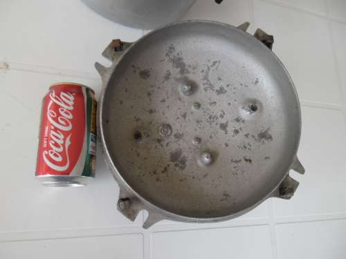 Very old pressure cooker size is 300mm wide postage is R75
