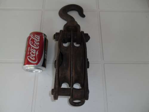 Stunning old large 2 wheel pulley see condition weighs 5kg size 360mm long postage is R80