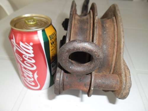 Stunning old large 2 wheel pulley see condition weighs 5kg size 360mm long postage is R80