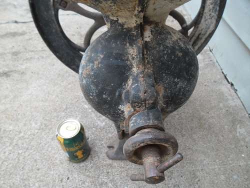 Old no 3 Bentall Heybridge Maldon made in England grinder size is 520mm high weighs 30kg