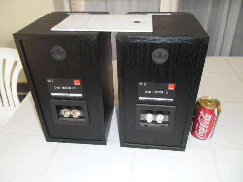 2 - (pair) Dali Lektor 2 bookself speakers very good condition postage is R100