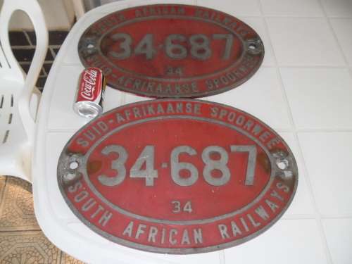 A pair of SAR original aluminum loco train plates English on top & Afrikaans on top size 530mm wide