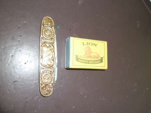 Old original Kruger & De Wet pocket knife SAPO postage is R60