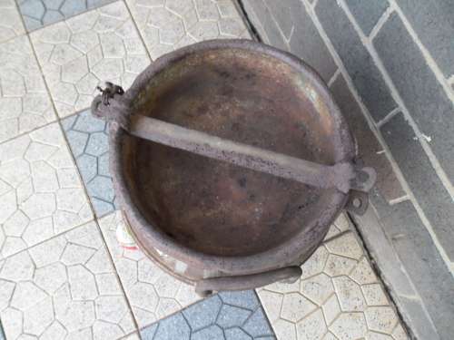 bad condition heavy & large old metal milk can with lid size 500mm high collection only