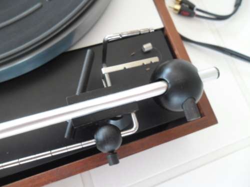 Thorens TD 150/11 Turntable with new audio technica AT 95E cartridge and QED phono cable no lid