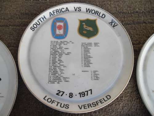 rare old wall hanging 5 Rugby plates highly collectable add Postnet to Postnet postage R140