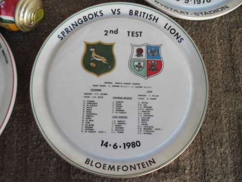 rare old wall hanging 5 Rugby plates highly collectable add Postnet to Postnet postage R140